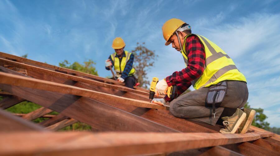 Professional Flat Roofing Installation services in Ratcliff, TX